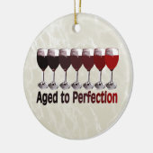 Roter Wein im Alter bis zur Perfektion Keramik Ornament (Links)
