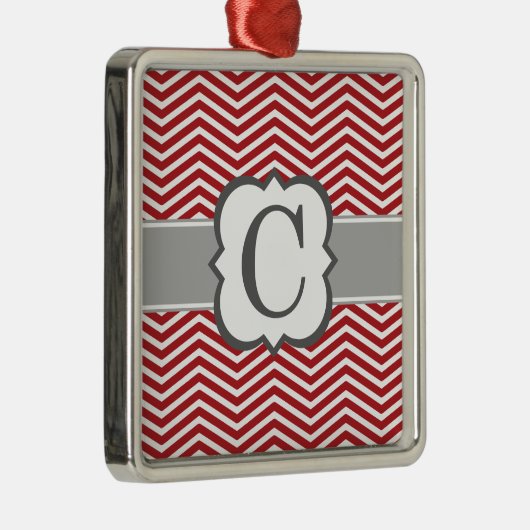 Roter weißer Monogramm-Buchstabe C Zickzack Silbernes Ornament (Rechts)