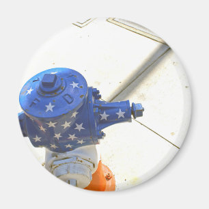 Roter weißer und blauer patriotischer Hydrant Magnet