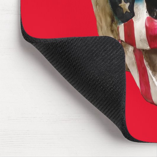Roter, weißer und blauer Schädel Mousepad (Ecke)