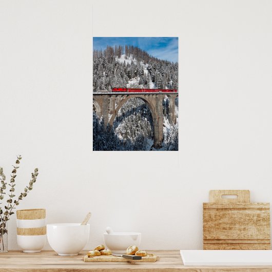 Roter Zug Pine Snow Covered Mountains Schweiz Poster (Küche)