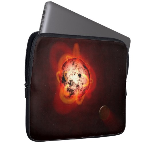 Roter Zwergstern, der von einem hypothetischen Exo Laptopschutzhülle (Vorne Rechts)