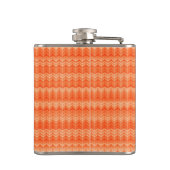 Rotes abstraktes Zickzacktextilmuster Flachmann (Rückseite)