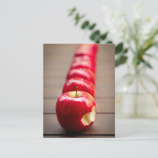 Rotes Apfelfrucht Postkarte (Stehend Vorderseite)