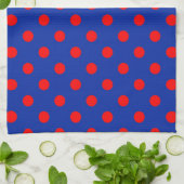 Rotes auf blauem Polka-Punkte-Musterdesign Geschirrtuch (Gefaltet)
