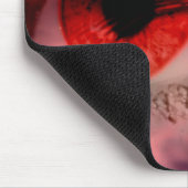 Rotes Auge Mousepad (Ecke)