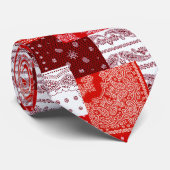 Rotes Bandana-Patchwork-Paisley-Nähmuster Krawatte (Gerollt)