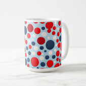 Rotes Blaues Tupfenmuster Kaffeetasse (VorderseiteRechts)