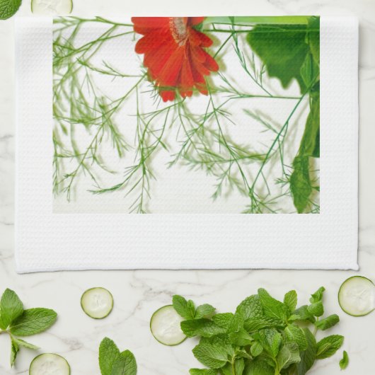 Rotes Blumen Handtuch (Gefaltet)