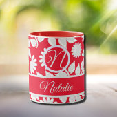Rotes Blumenmuster - mit Monogramm Tasse
