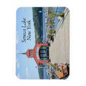 Rotes Bootshaus am Seneca-See Magnet (Vertikal)