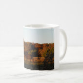Rotes braunes Pferd, Herbstwald. Kaffeetasse (VorderseiteRechts)