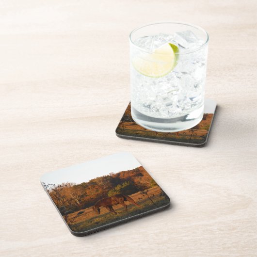 Rotes braunes Pferd, Herbstwald. Untersetzer (Rechte Seite)