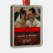 Rotes Damast-Silber verbindet Silbernes Ornament (Rechts)