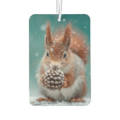 Rotes Eichhörnchen im Schnee mit Pinecone Autolufterfrischer (Rückseite)