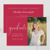 Rotes elegantes Script-Abschluss-Foto Einladung (Vorne/Hinten)