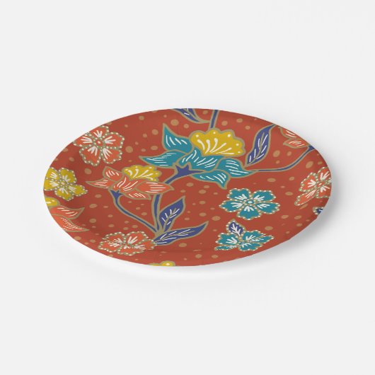 Rotes exotisches indonesisches Blumenbatikmuster Pappteller (Schrägansicht)