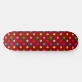 Rotes farbenfrohes Regenbogen-Punkte-Design Skateboard (Horizontal)
