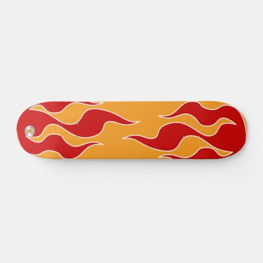Rotes Flammen-Brett Skateboard (Horizontal)