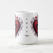 Rotes florales Herzdesign mit blühenden Blumen Kaffeetasse (Mittel)