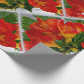 Rotes Freesie Geschenkpapier (Ecke)