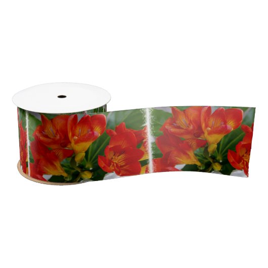 Rotes Freesie Satinband (Spule)