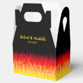 Rotes Frisierte Auto Flammen Geschenkschachtel (Geöffnet)