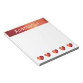 rotes geometrisches Herz und personalisierter Name Notizblock (angewinkelt)