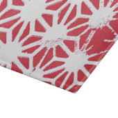 rotes geometrisches Muster Schneidebrett (Ecke)