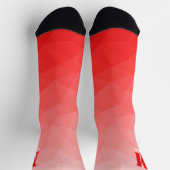 Rotes geometrisches Netz-Muster-Monogramm Socken (Oben)