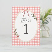 Rotes Gingham-Rahmen Baby Shower Tischnummer (Stehend Vorderseite)