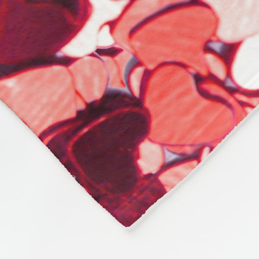 Rotes Glitzer Herz: Minimalistische Textur. Fleecedecke (Ecke)