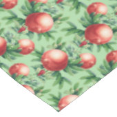 Rotes Granatapfelfrucht und grüne Blätter Tischdecke (Schrägansicht)