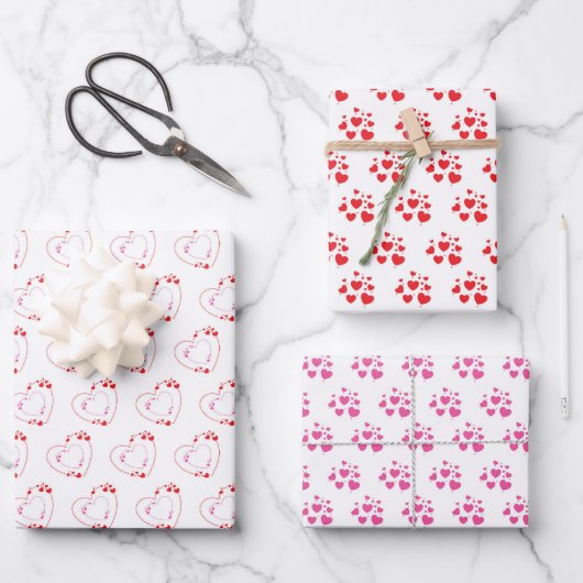 Rotes helles Rosa Herz Geschenkpapier Set (Vorderseite)