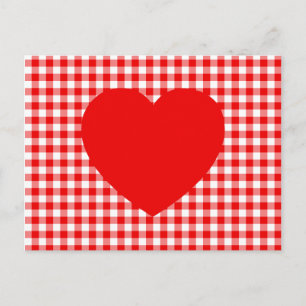 Rotes Herz auf rotem Gingham Postkarte