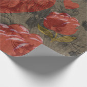 Rotes Herz auf schöne Vintage Blumen Geschenkpapier (Ecke)