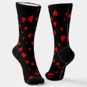 Rotes Herz auf schwarz Socken (Gewinkelt)