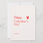 Rotes Herz Beige Typografischer Valentinstag Einladung (Vorderseite)