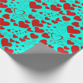 Rotes Herz Formen Muster Vivid Türkis Geschenkpapier (Ecke)