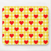 Rotes Herz Gelber Gingham Valentinstag Mousepad (Vorne)