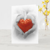 Rotes Herz in den Händen, i-Liebe, die Sie formen Karte (Gelbe Blume)