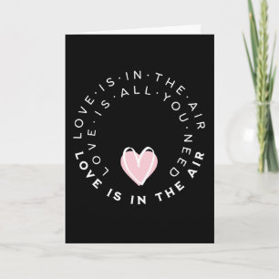 Rotes Herz Liebe ist in der Luft Zitat Valentinsta Karte