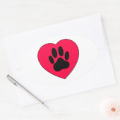 Rotes Herz mit Dog Paw Print Ovaler Aufkleber (Umschlag)