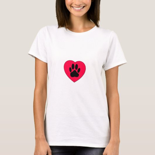 Rotes Herz mit Dog Paw Print T-Shirt (Vorderseite)