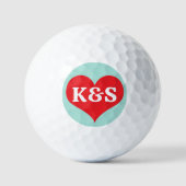 Rotes Herz mit monogrammierten Initialen und aquaf Golfball (Vorderseite)