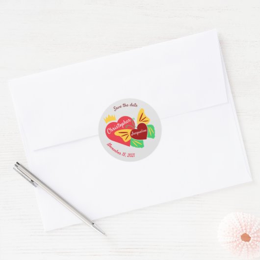 Rotes Herz, Schmetterling Save the Date Runder Aufkleber (Umschlag)