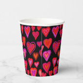 Rotes Herzdesign Pappbecher (Rechts)