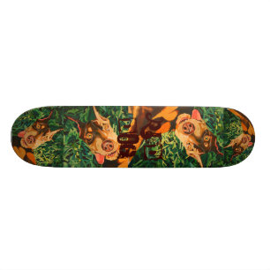 Rotes HundeSkateboard Skateboard