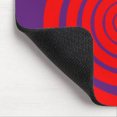 rotes hypnotisches Spiralbild Mousepad (Ecke)