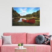 Rotes Kanu am Seeufer Leinwanddruck (Insitu (Wohnzimmer))
